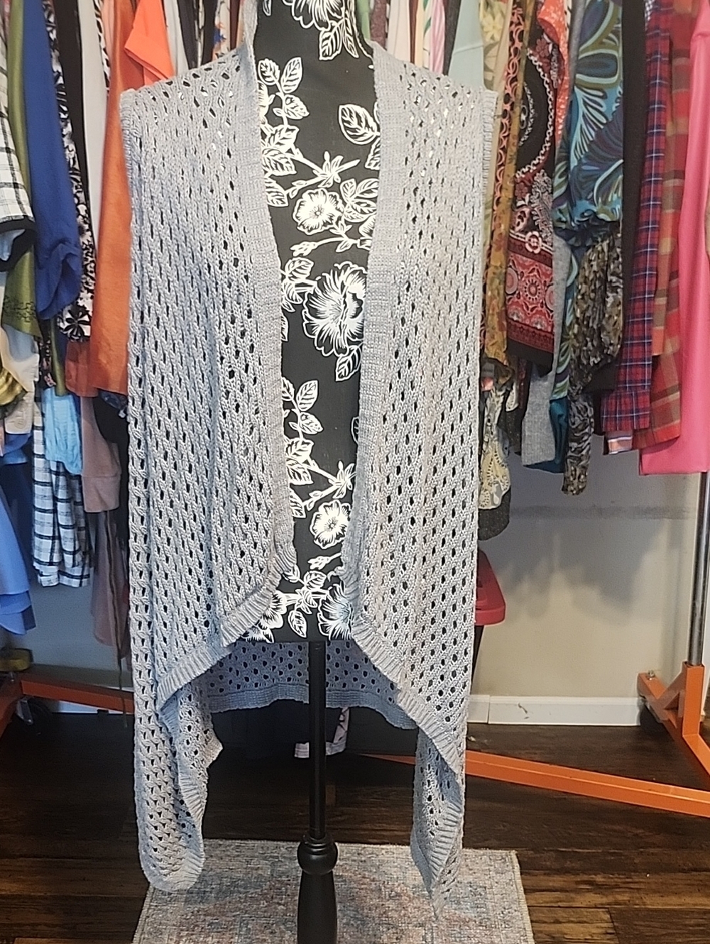Apostrophe Light Gray Open-Front Crochet Knit Draped Vest